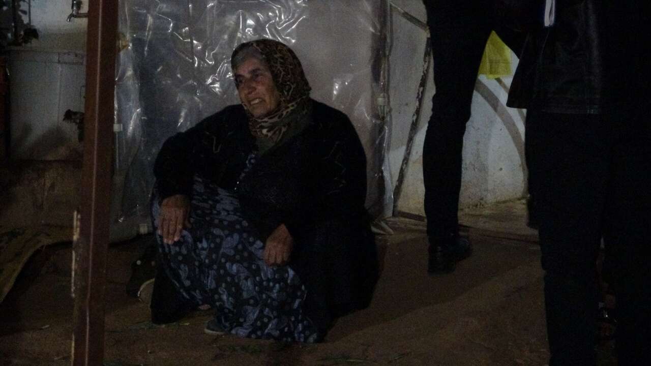 25 yaşındaki sera işçisi kadın silahla vurulmuş halde bulundu 8